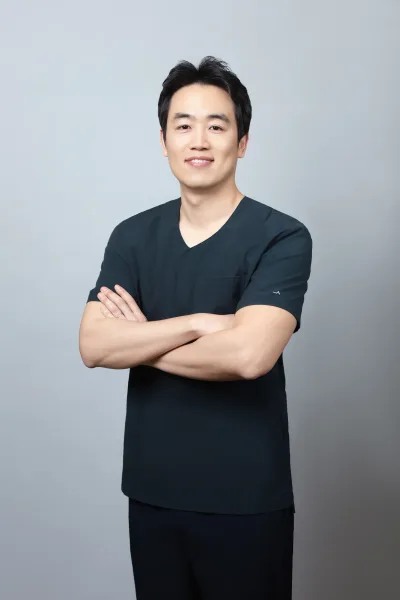 Seung-Jae Baek